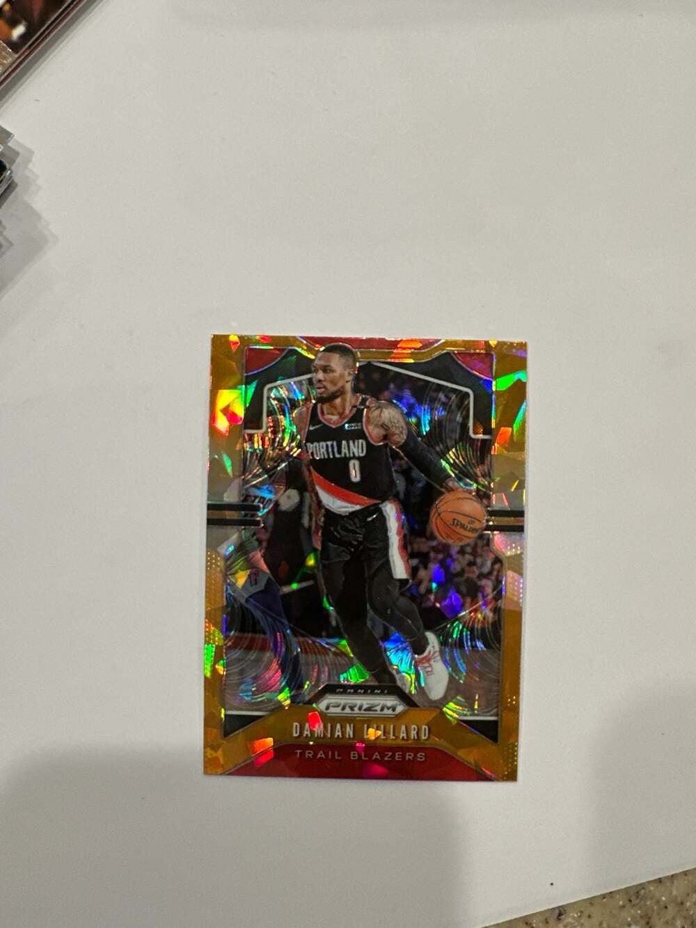 2019-20 Panini Prizm Damian Lillard OrangeCracked Ice Refractor Basketb, mint